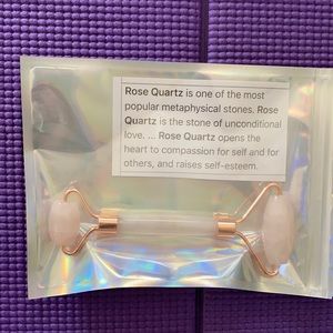Rose Quartz facial roller